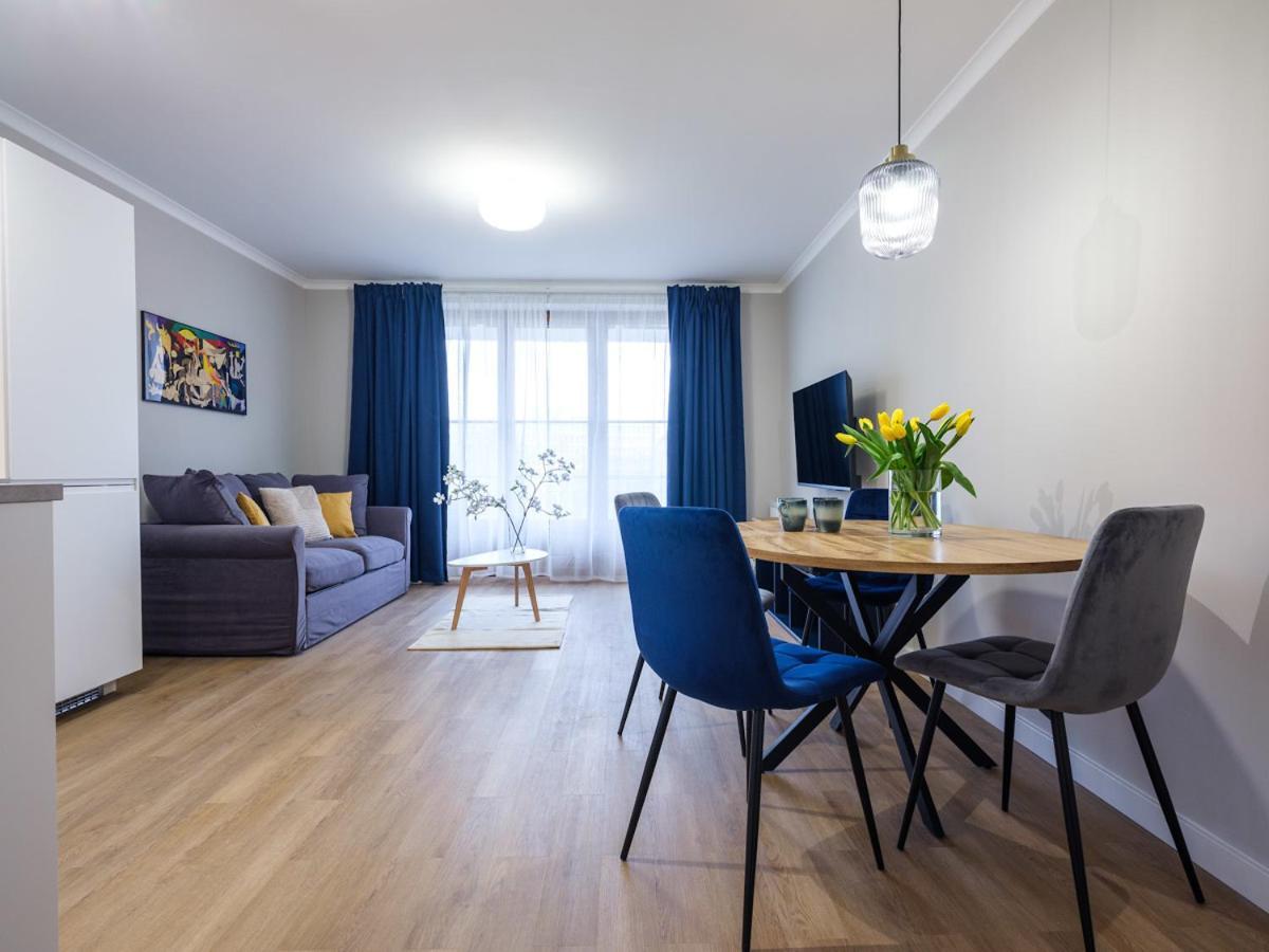 Tyzenhauz Suites Topolowa Cracovie Extérieur photo
